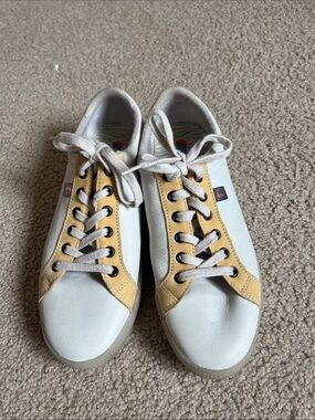 Softino by Fly London White and Yellow Leather Lace-Up Sneakers